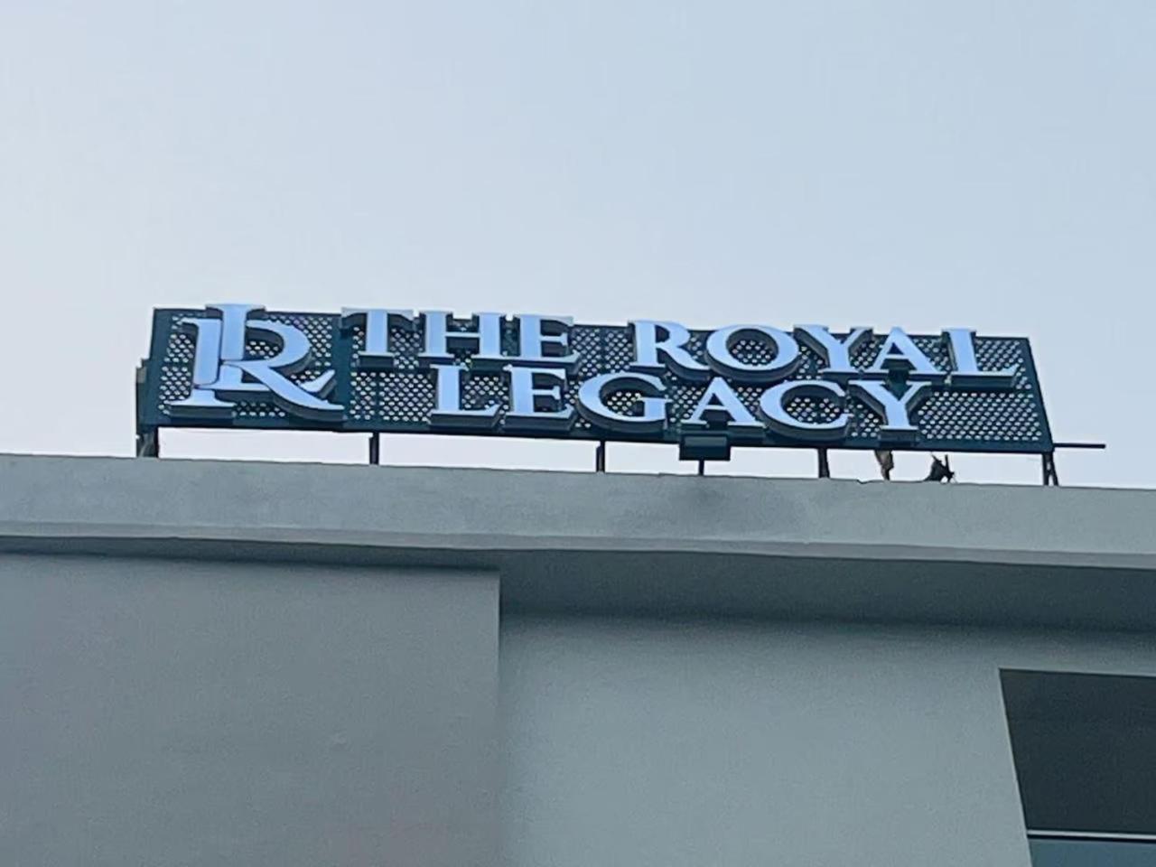 The Royal Legacy Hotell Lucknow Exteriör bild